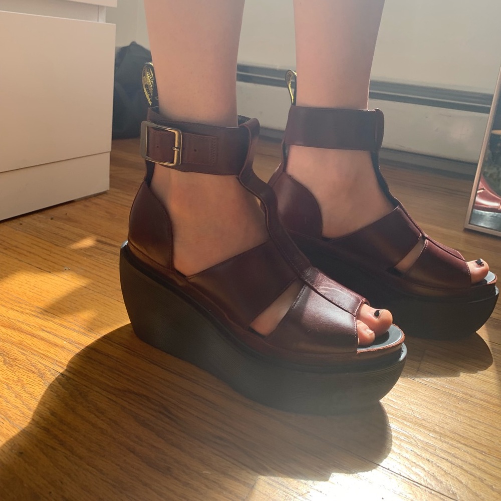 Dr. Martens Adaya Platform Sandals W 7